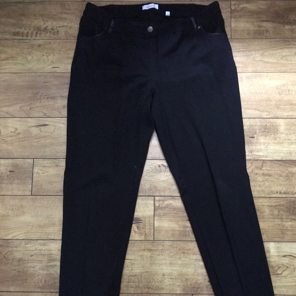 đź‘–Reitmans Jeansđź‘– - Picture 1 of 4